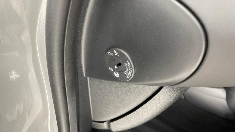 MINI Hatchback 1.5 Cooper Exclusive II 3dr [Comfort Pack] Petrol Hatchback